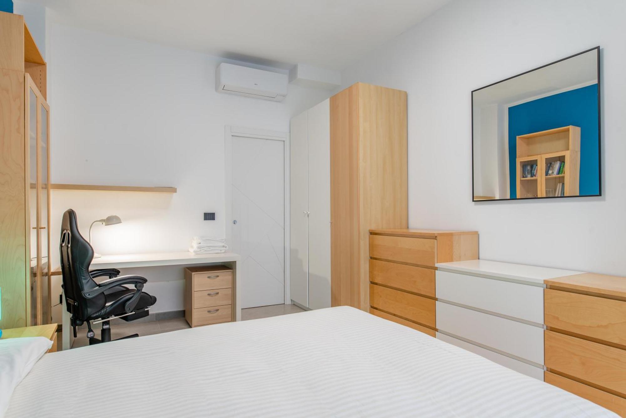 Nova House, Airco, Park Su Strada Gratis By Happyhostorino Turin