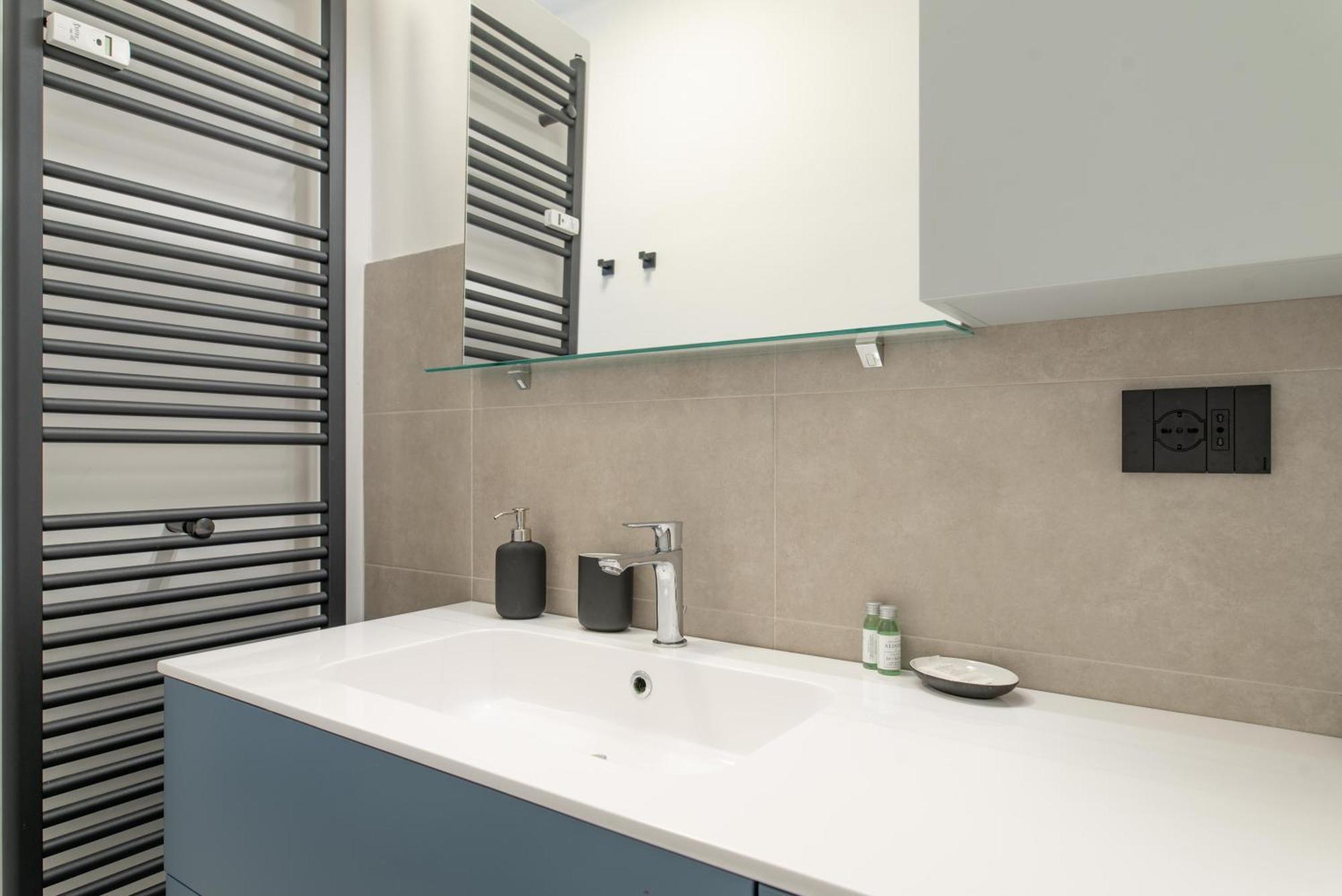 Nova House, Airco, Park Su Strada Gratis By Happyhostorino Appartamento Torino